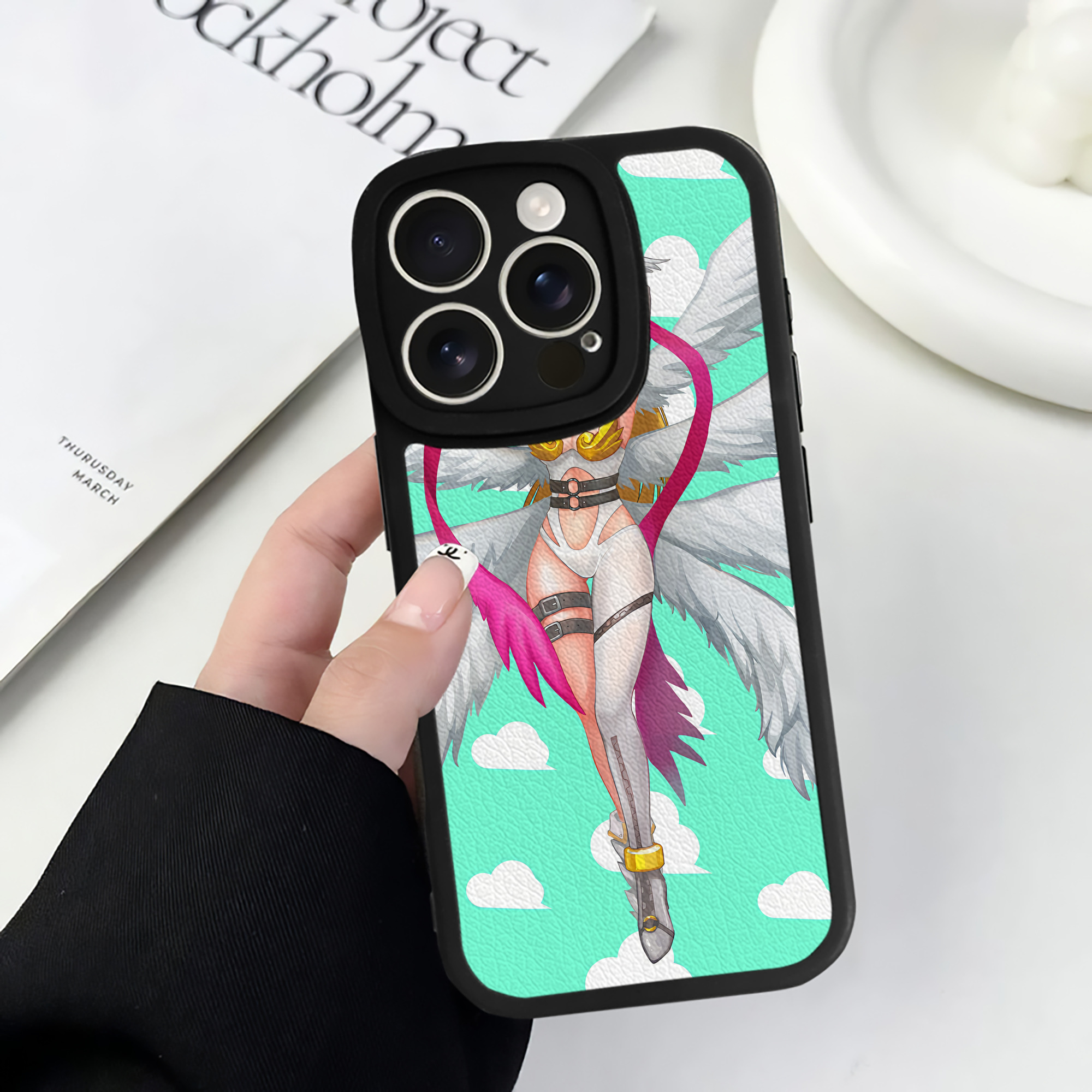 （画像用） Digimon デジタルモンスター/デジモン 【iPhone 16シリーズ対応】シリコンスマホケース（レザー調） 材質：シリコン